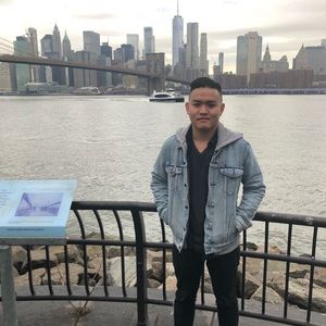 Meet your Posher, Huy